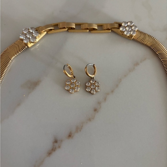 Clare V. 14k Gold-Plated Snake
Chain Necklace and Earring Set - Picture 2 of 9